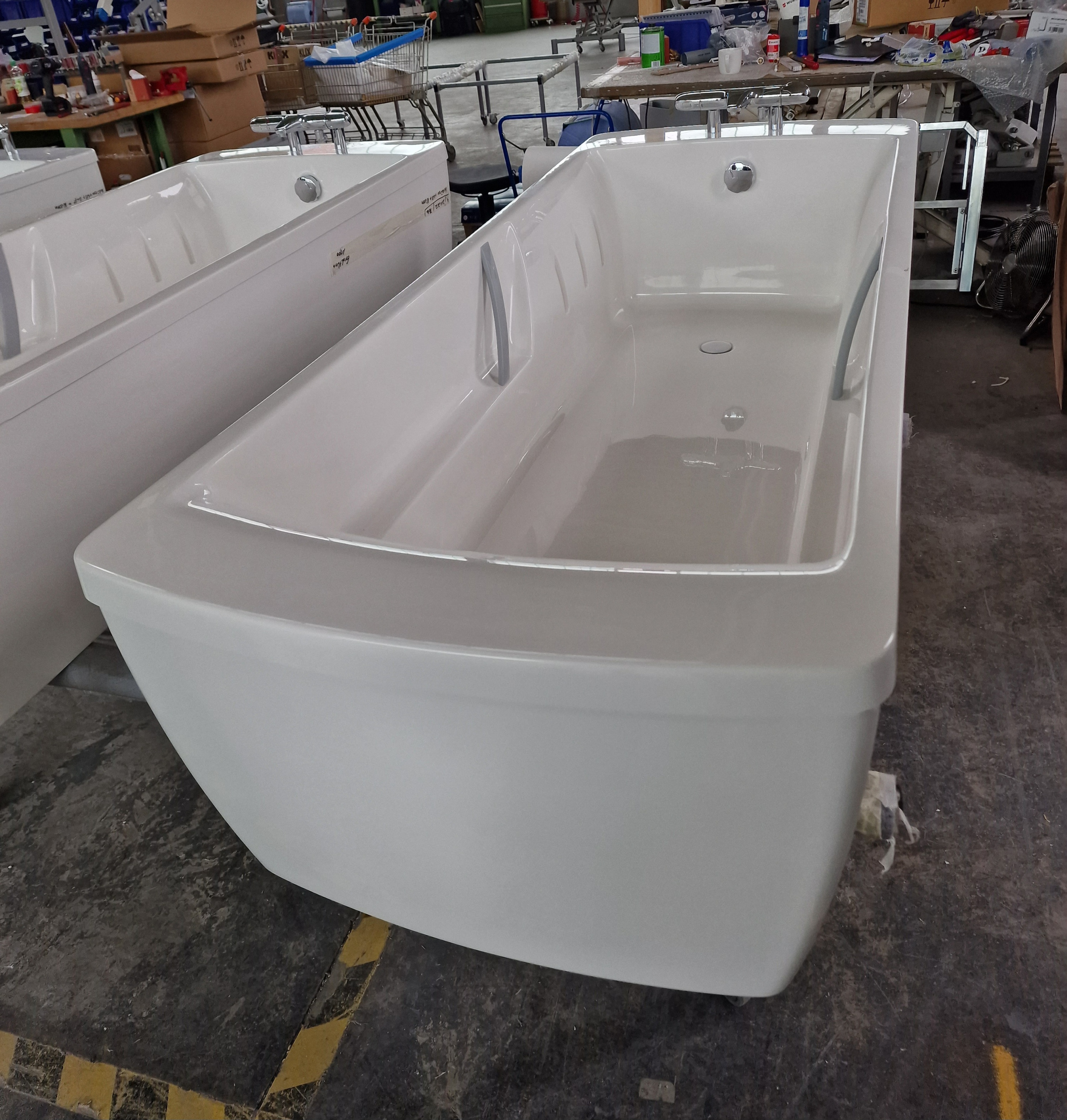 Fibraworld - FRP Hand Lay-Up Fiberglass